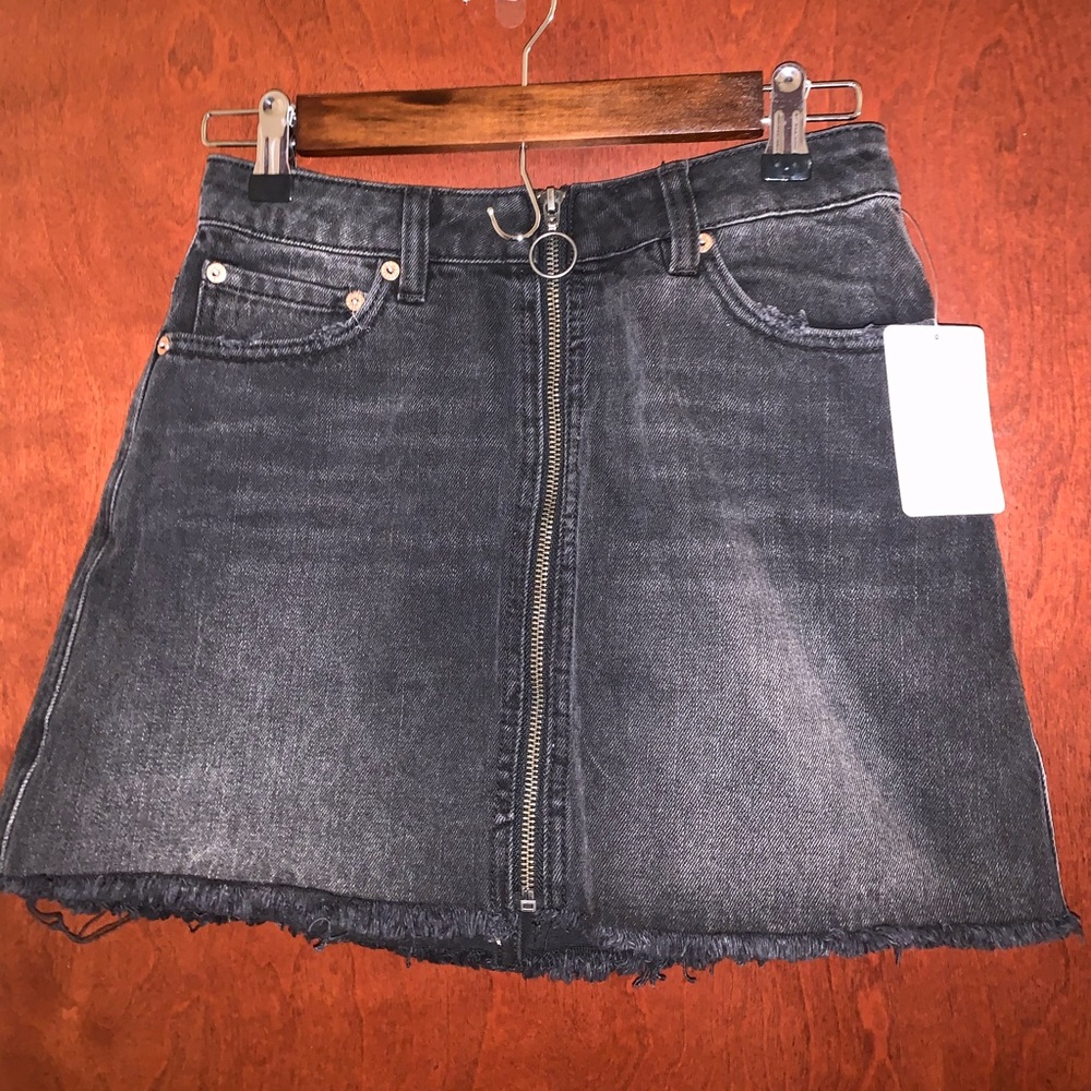 BRAND NEW FREE PEOPLE DENIM MINI SKIRT